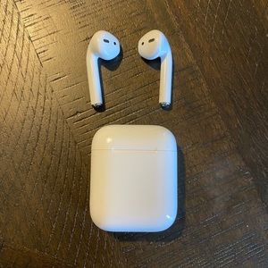 AirPods 2